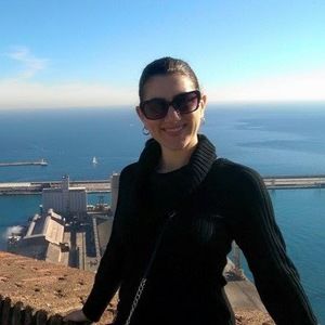 Meet your Posher, Anjelica